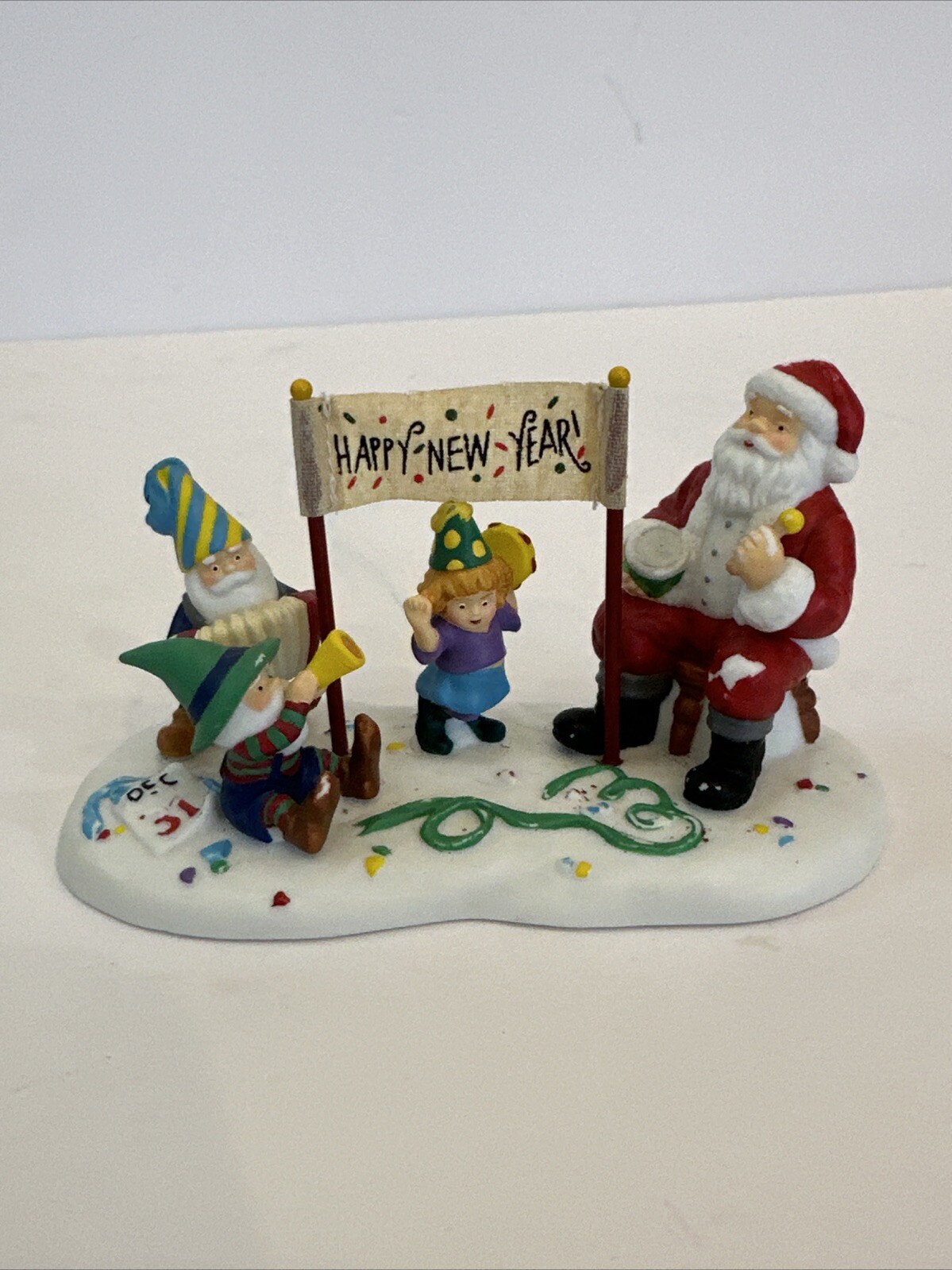 DEPARTMENT 56 NEW YEAR’S AT THE NORTH POLE Some Paint Missing