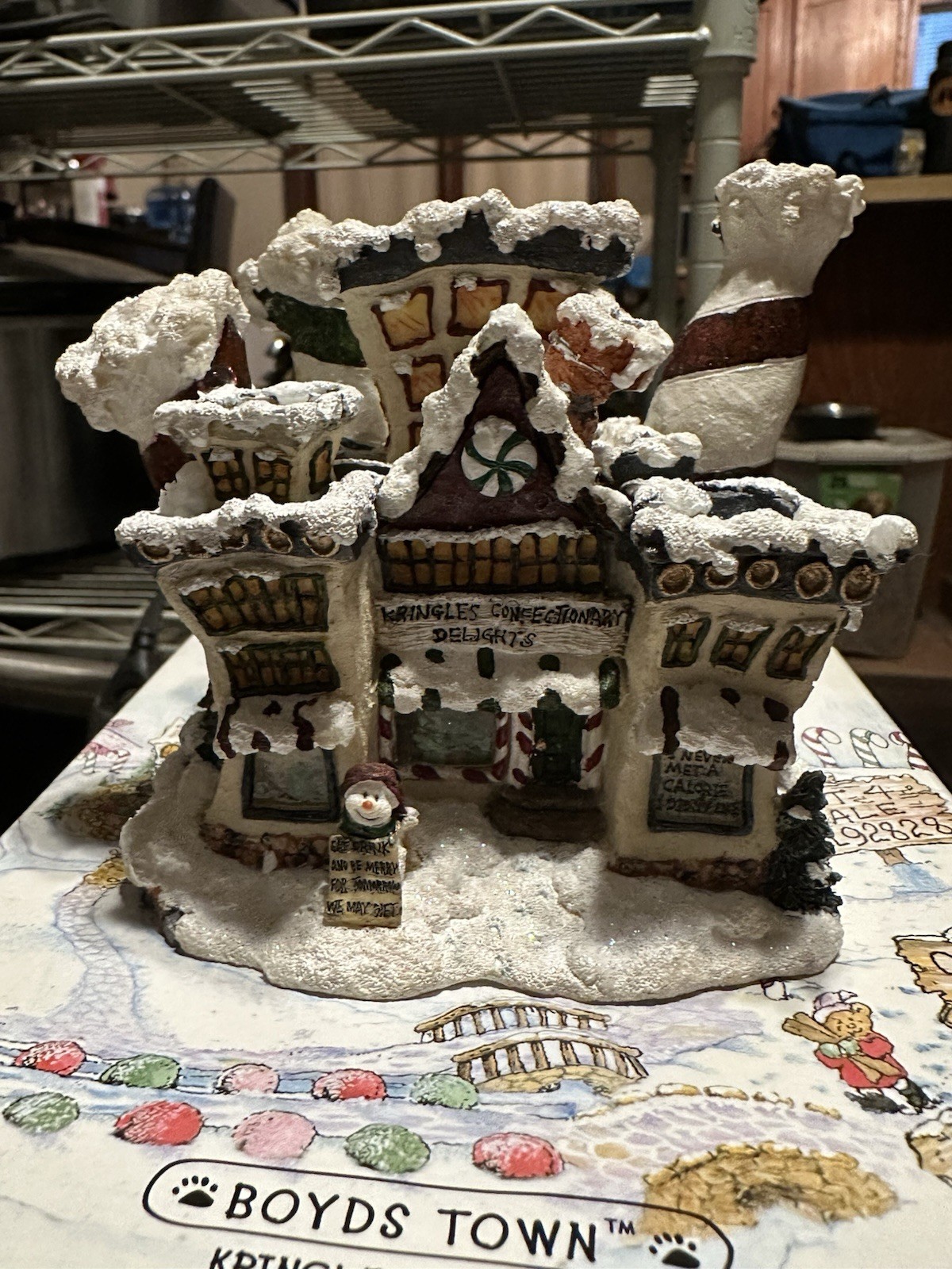 Boyds Bearly Built Village Frosty Shelter