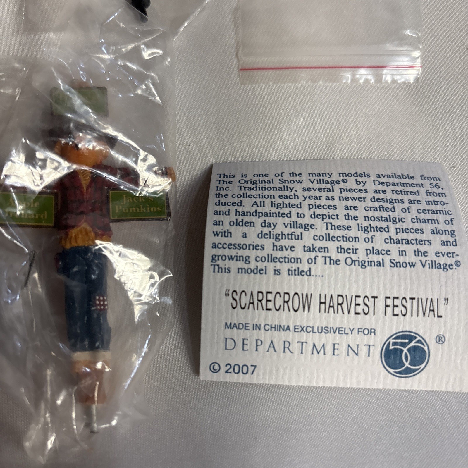 Dept 56 Snow Village Collection Scarecrow Harvest Festival Brand New Unused NIB