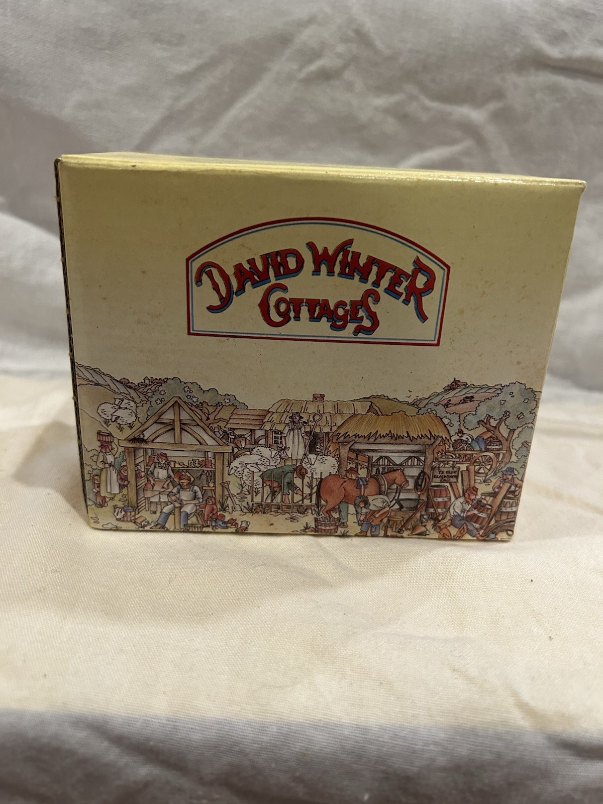 David Winter Hogs Head Beer House 1985 Hand Painted John Hine Studios Boxed UK