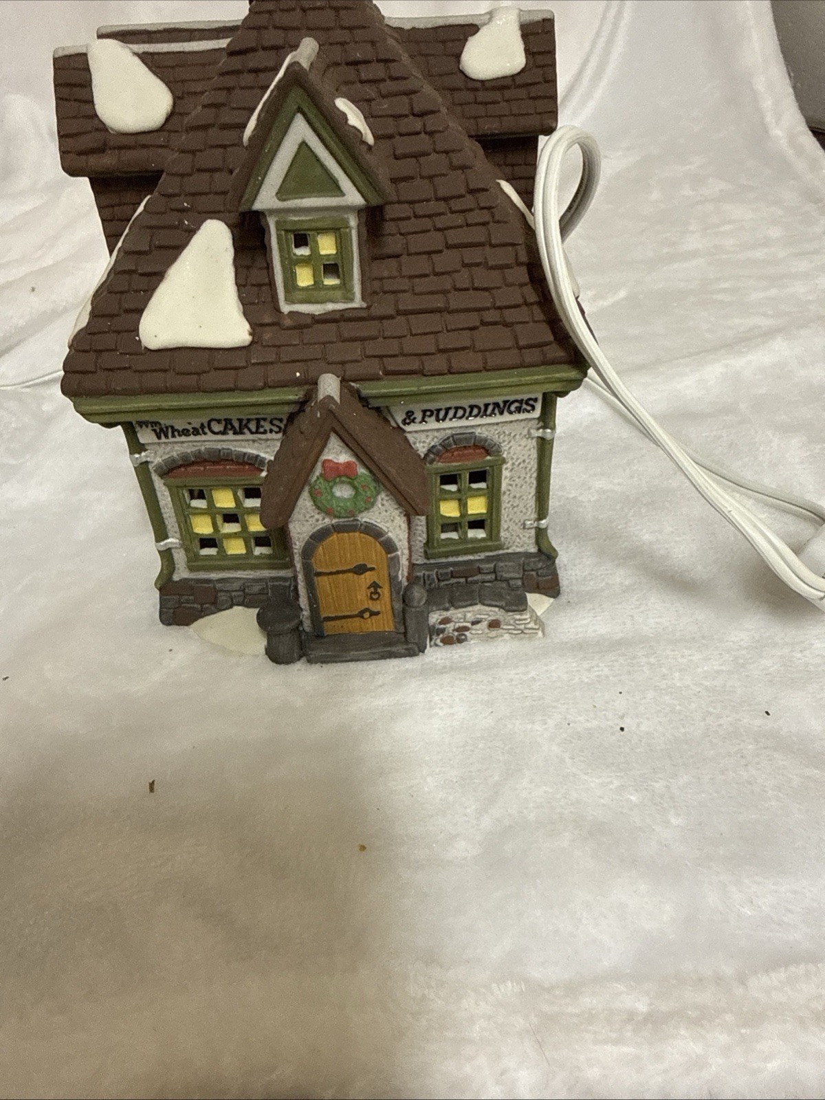 Dept 56 Wm Wheat Cakes & Puddings Dickens Village 58084 Lighted w Box