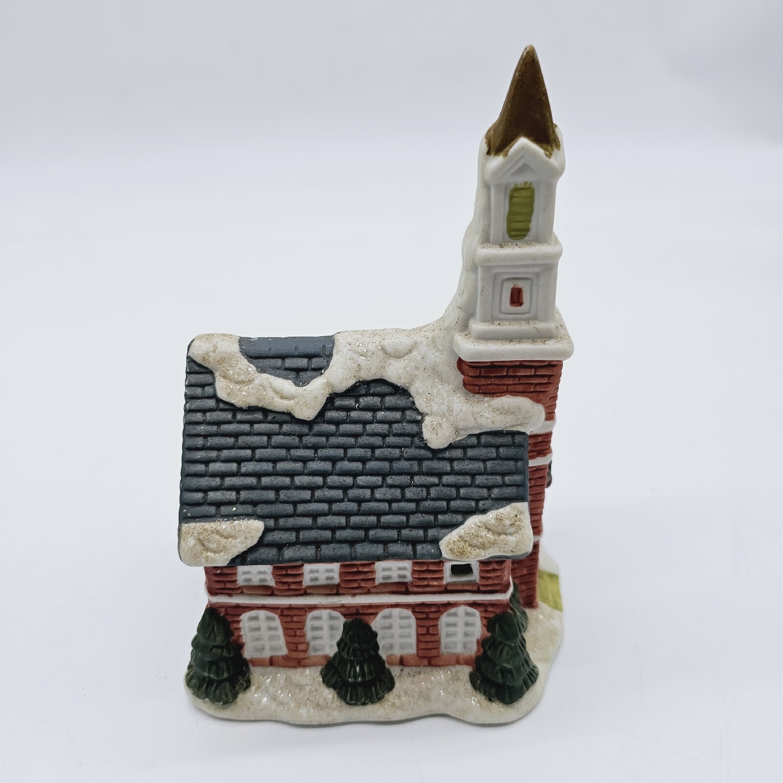 Vintage 2001 Cobblestone Corners Church Steeple 6″ Tall Light Up Christmas House