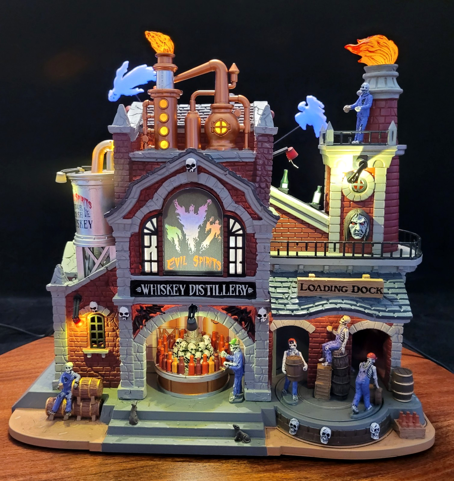 LEMAX Spooky Town “Evil Spirits Whiskey Distillery” Sights And Sounds W/Box