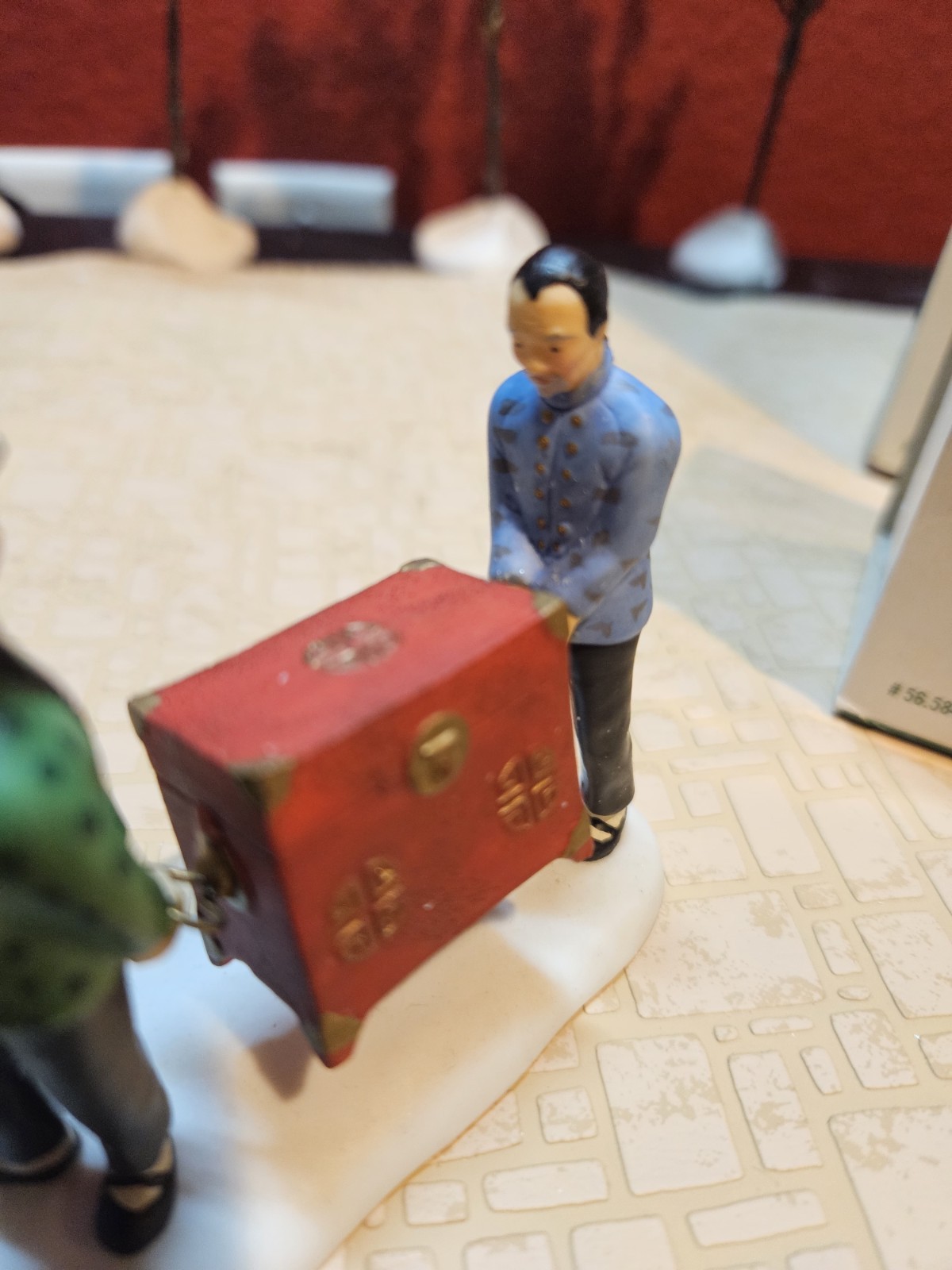 Dept 56 Dickens Village the China Trader 56.58447 With Fine Asian Antiques 58462
