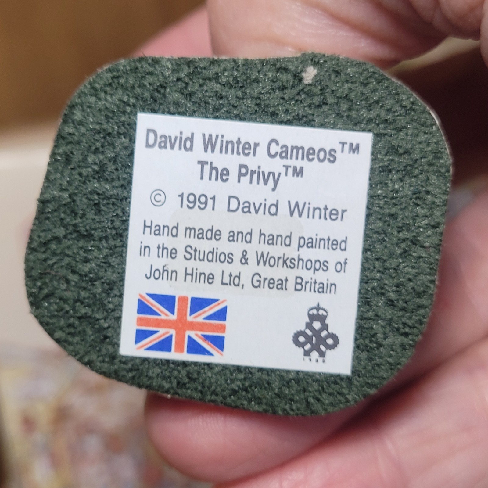 David Winter Cameos 1991 The Privy & One Man Jail Vintage Retired Miniatures