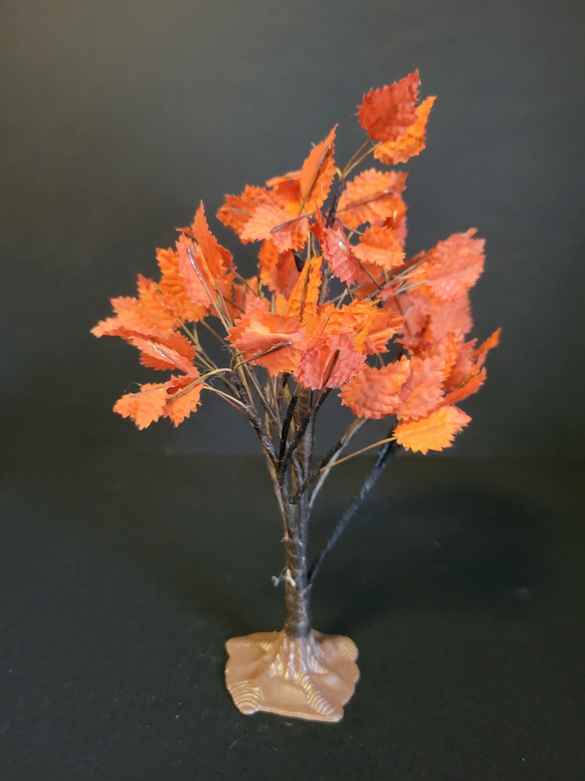 Lemax Spooky Town Halloween Fall Village 8″ Maple Tree Large 44151 Red Leaves