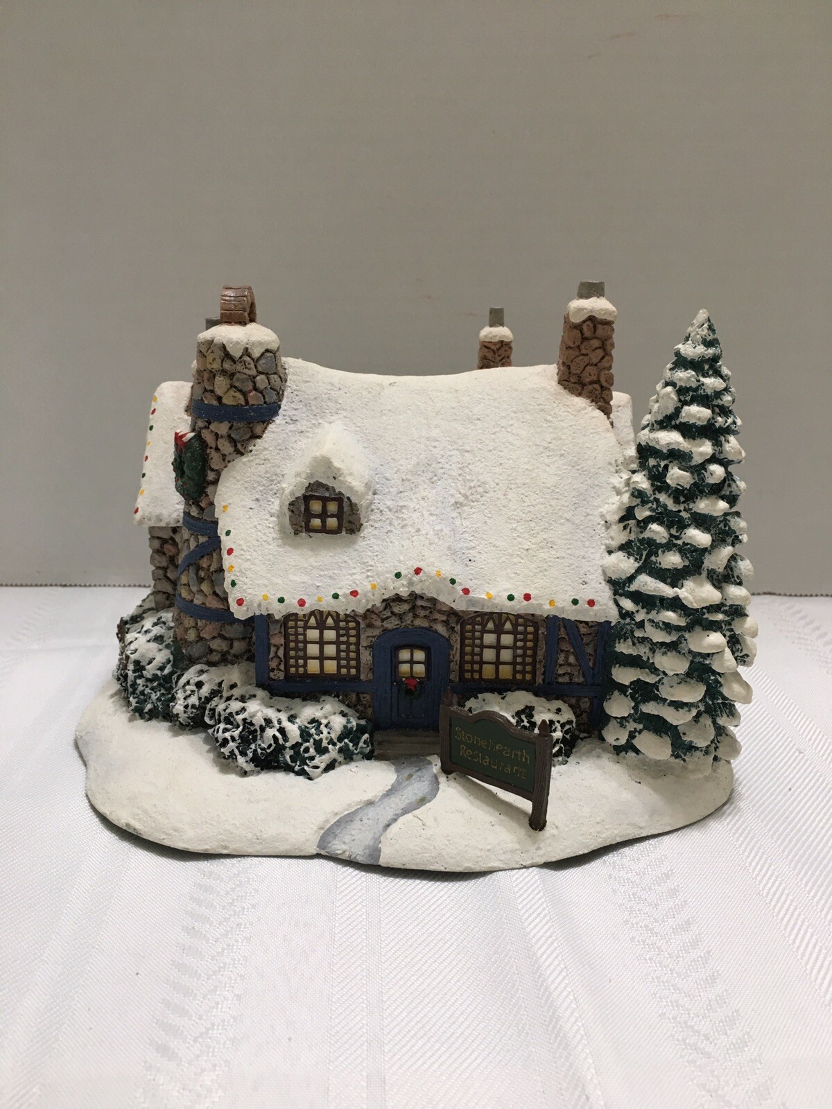 Thomas Kinkade Hawthorne Collection Village Christmas STONEHEARTH RESTAURANT