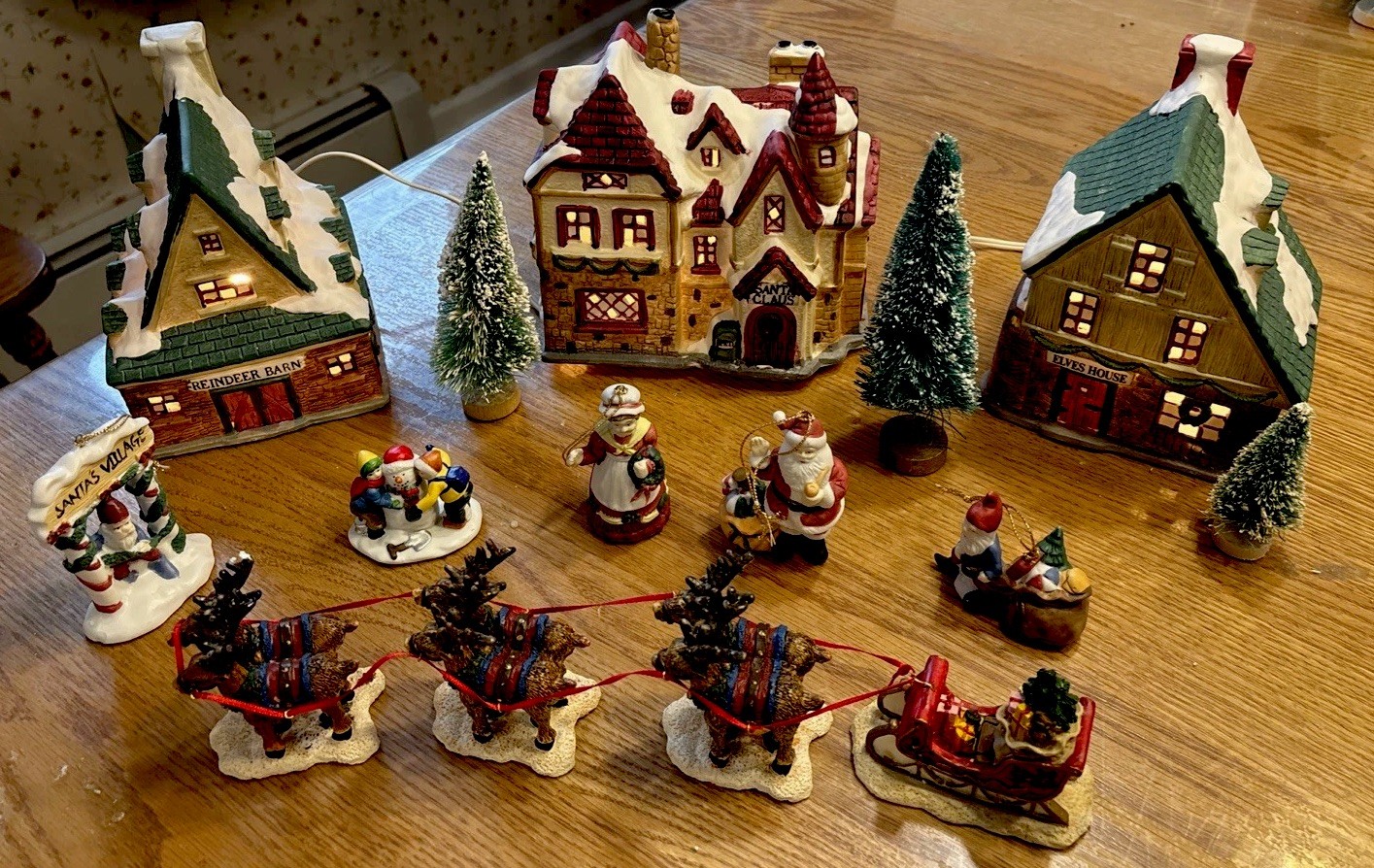 Vintage Trim A Home “Santa’s Village” 15 Piece Hand-Painted Porcelain Box Light