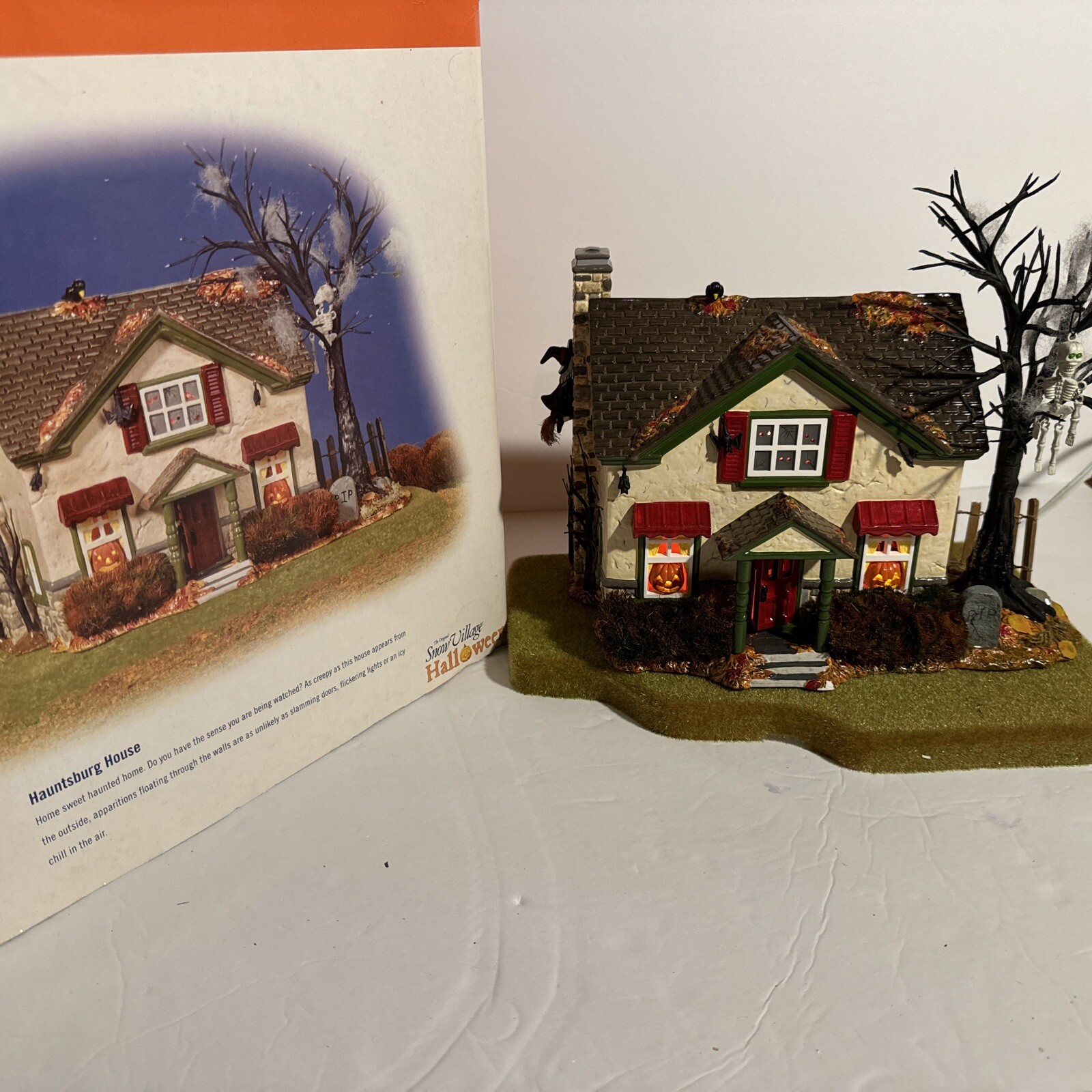 2000 Dept 56 Hauntsburg House #56.55058 WORKS Halloween Village SEE INFO PICS