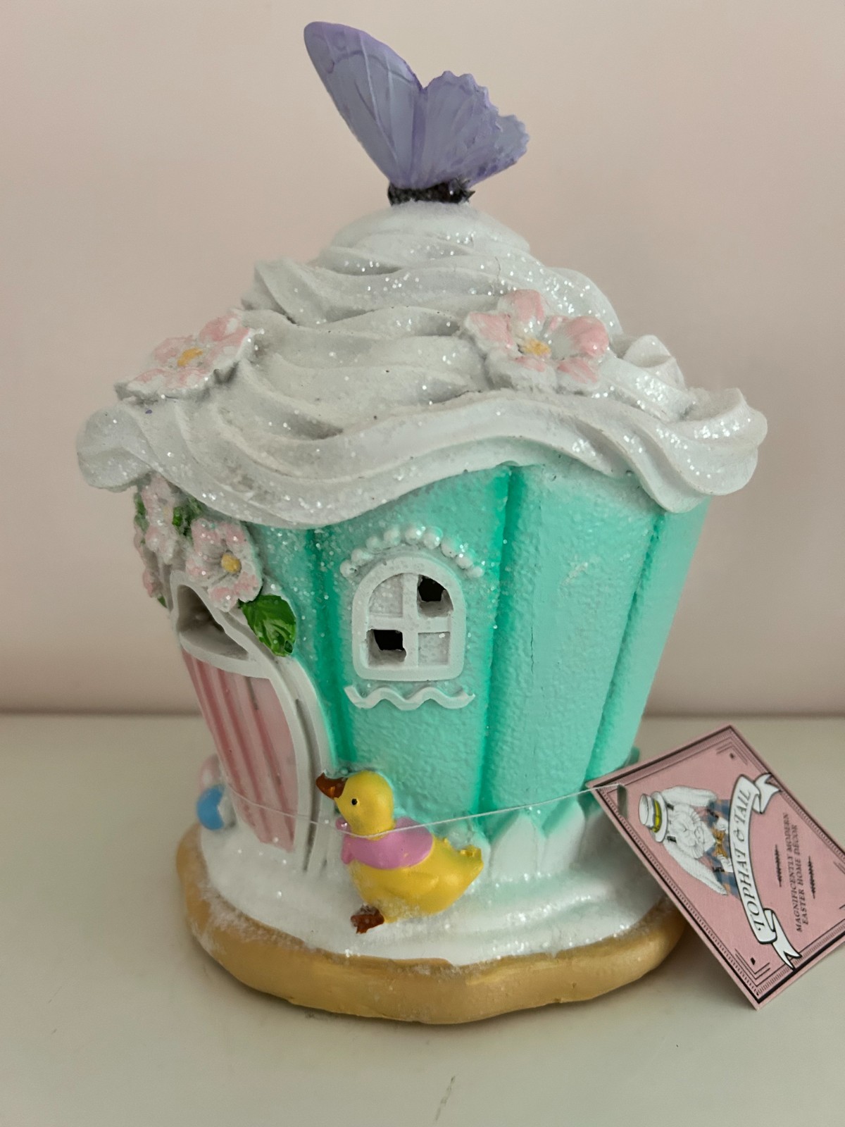 Tophat & Tall 9.5″ Tall Lighted Pastel Cottage w/ Butterfly, Flowers & Duck NWT