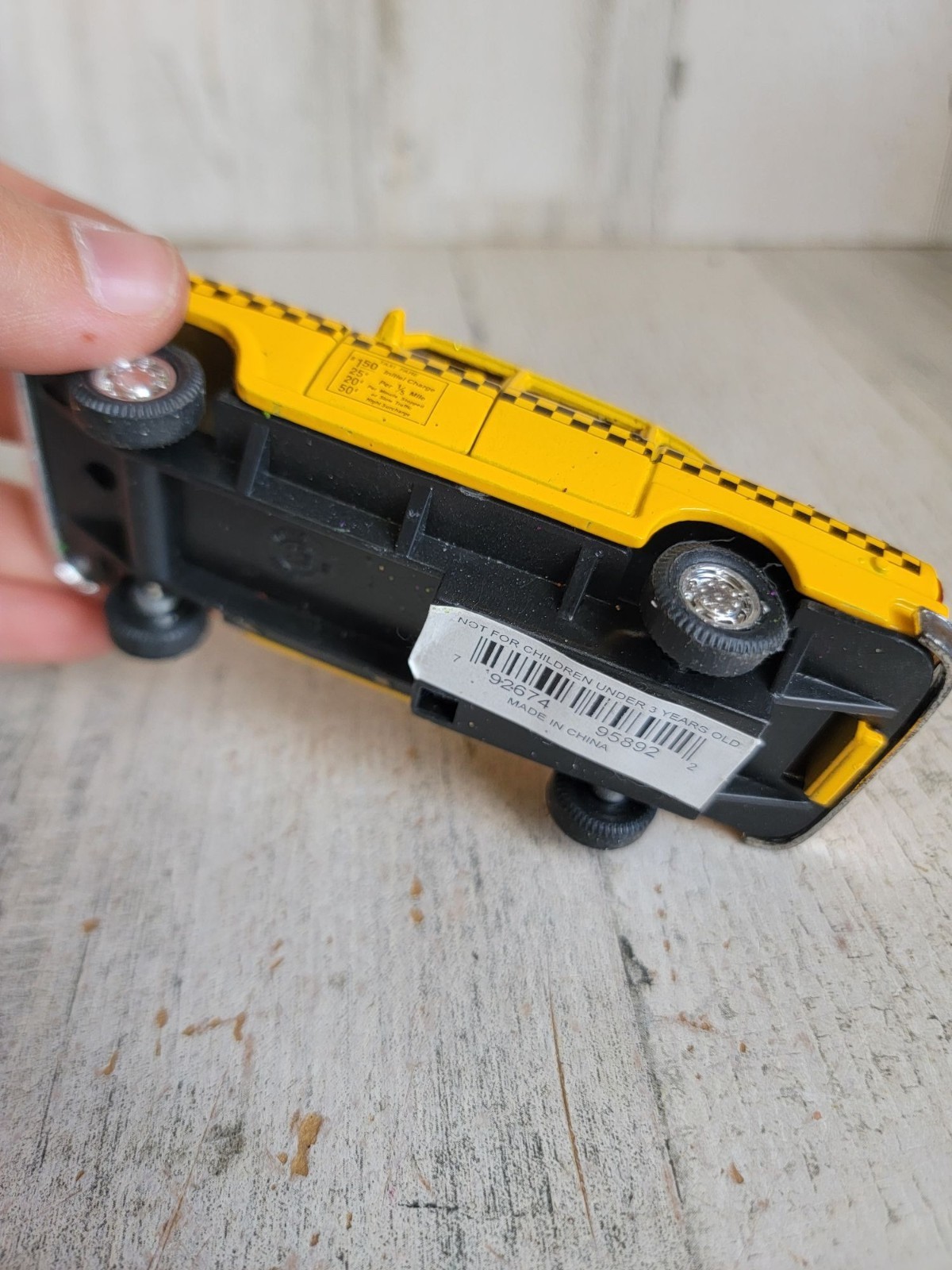 Diecast New York City yellow taxi village accessory prop home decor