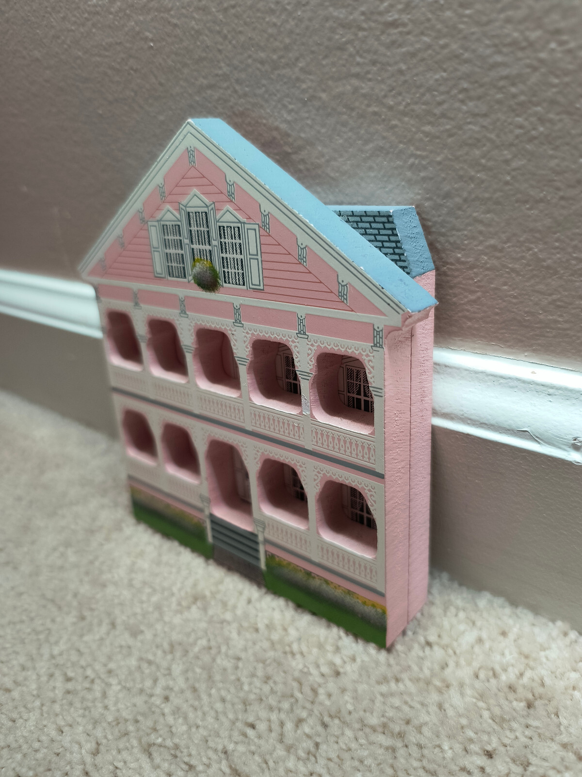 1995 Shelia’s Houses ILLINGSWORTH GINGERBREAD Key West FL Shelf Sitter #19868