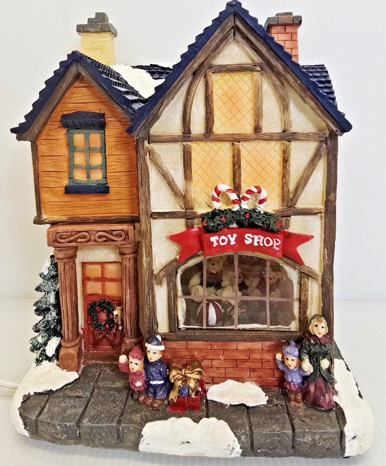 Resin Christmas Village Toy Shop – Lighted – Holiday Time / Santa’s Best Style