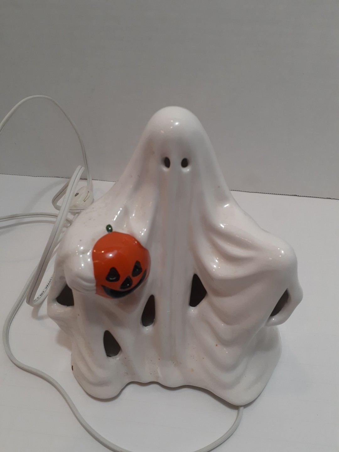 pacific rim electrified ceramic ghost holding pumkin #74902 vintage rare tested