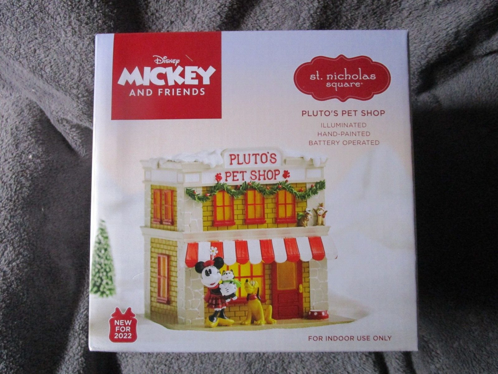 St. Nicholas Square, Disney Mickey Mouse, Pluto’s Pet Shop NEW
