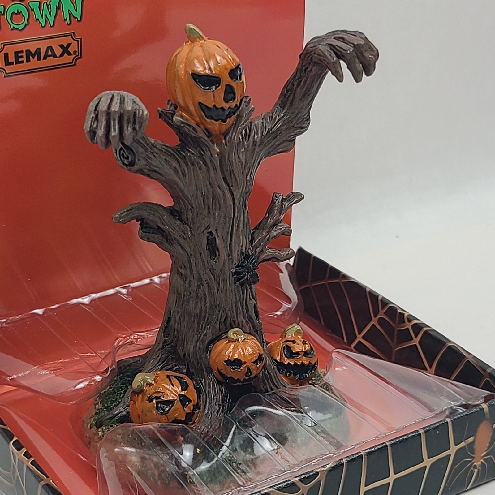 Lemax Spooky Town Evil Pumpkin Tree 83342 Halloween Table Decor Display 2018