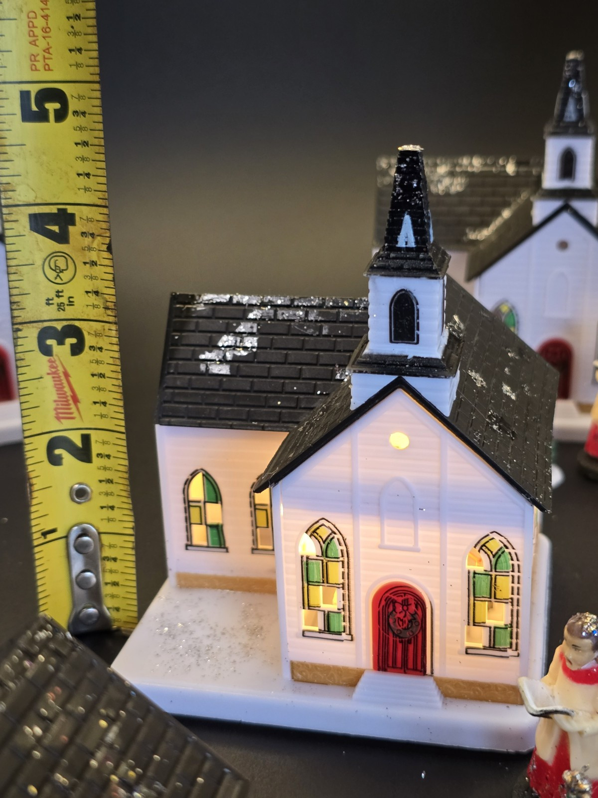 Cobblestone Corners Miniature WINTER CHURCH CHAPEL Village Battery Lighted + Lot