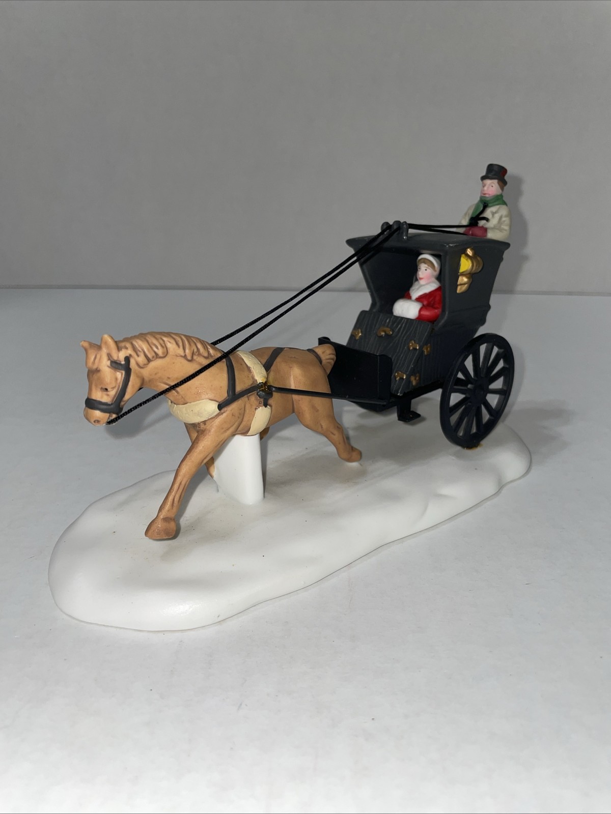 Department 56 Heritage Village Horse Drawn Carriage Hand Painted Christmas 1989