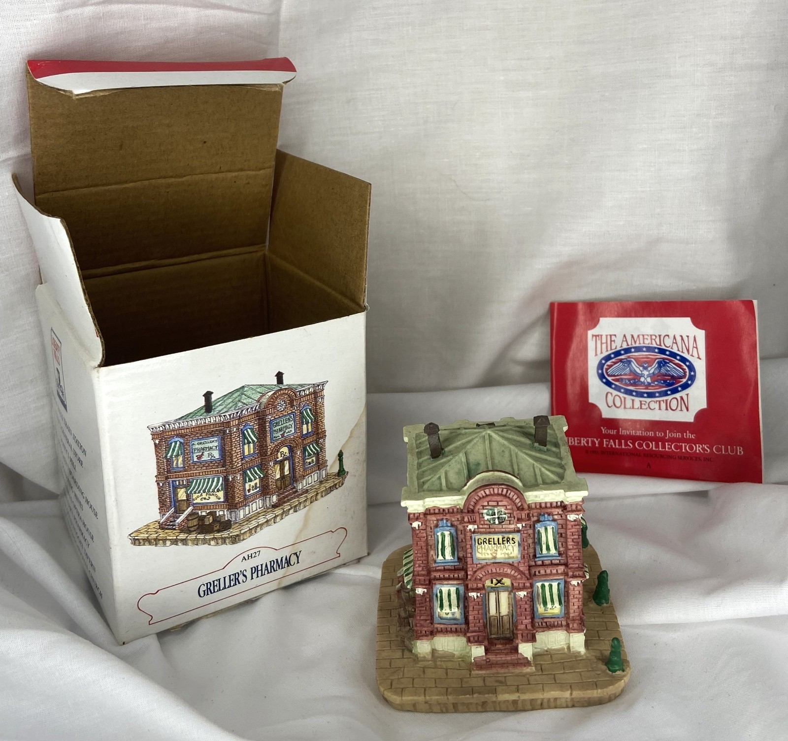 Liberty Falls Americana Collection Greller’s Pharmacy AH27 Miniature Vntg 1993