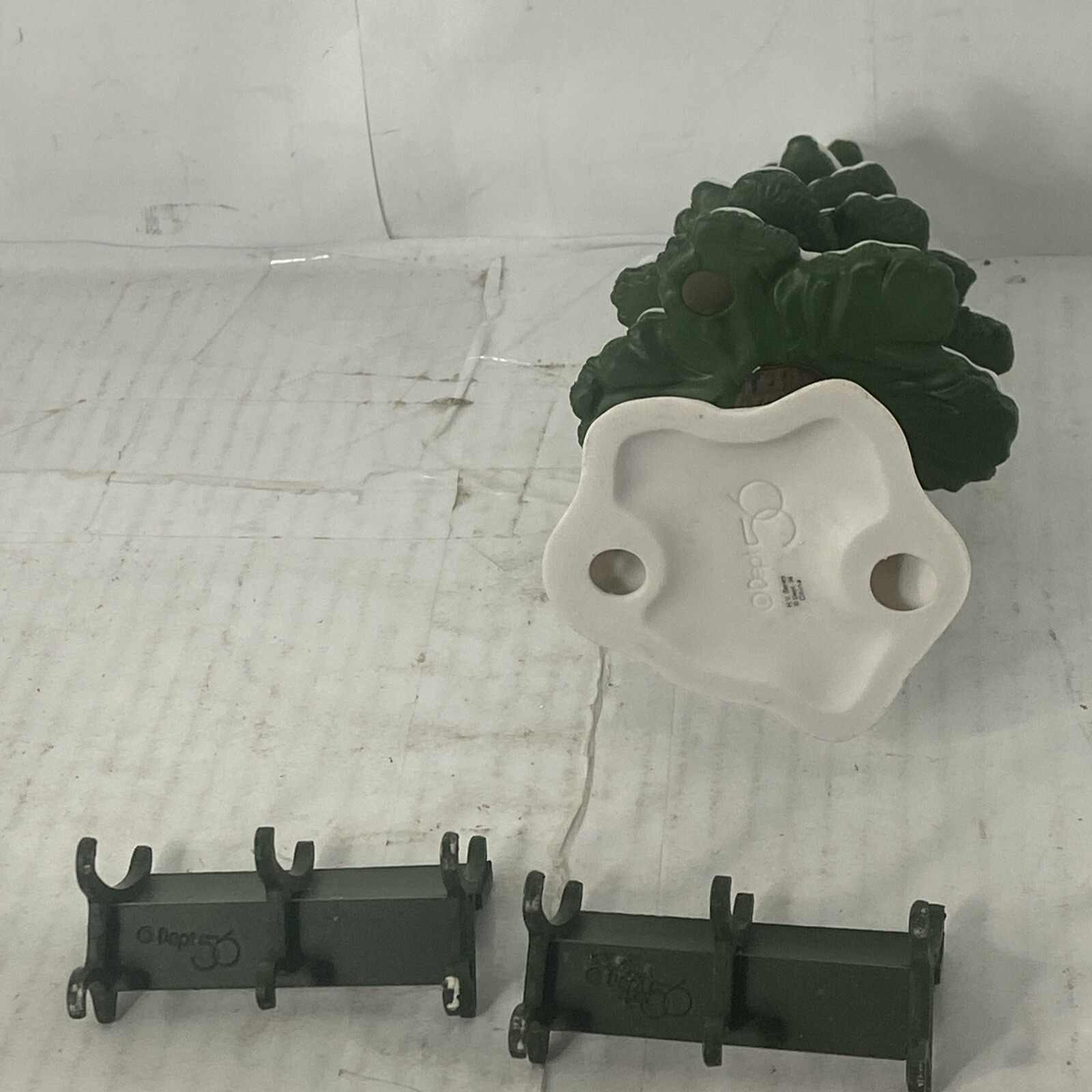 Department 56 Accessory Lot 2 Metal Park Benches And 1 Porcelain Pine