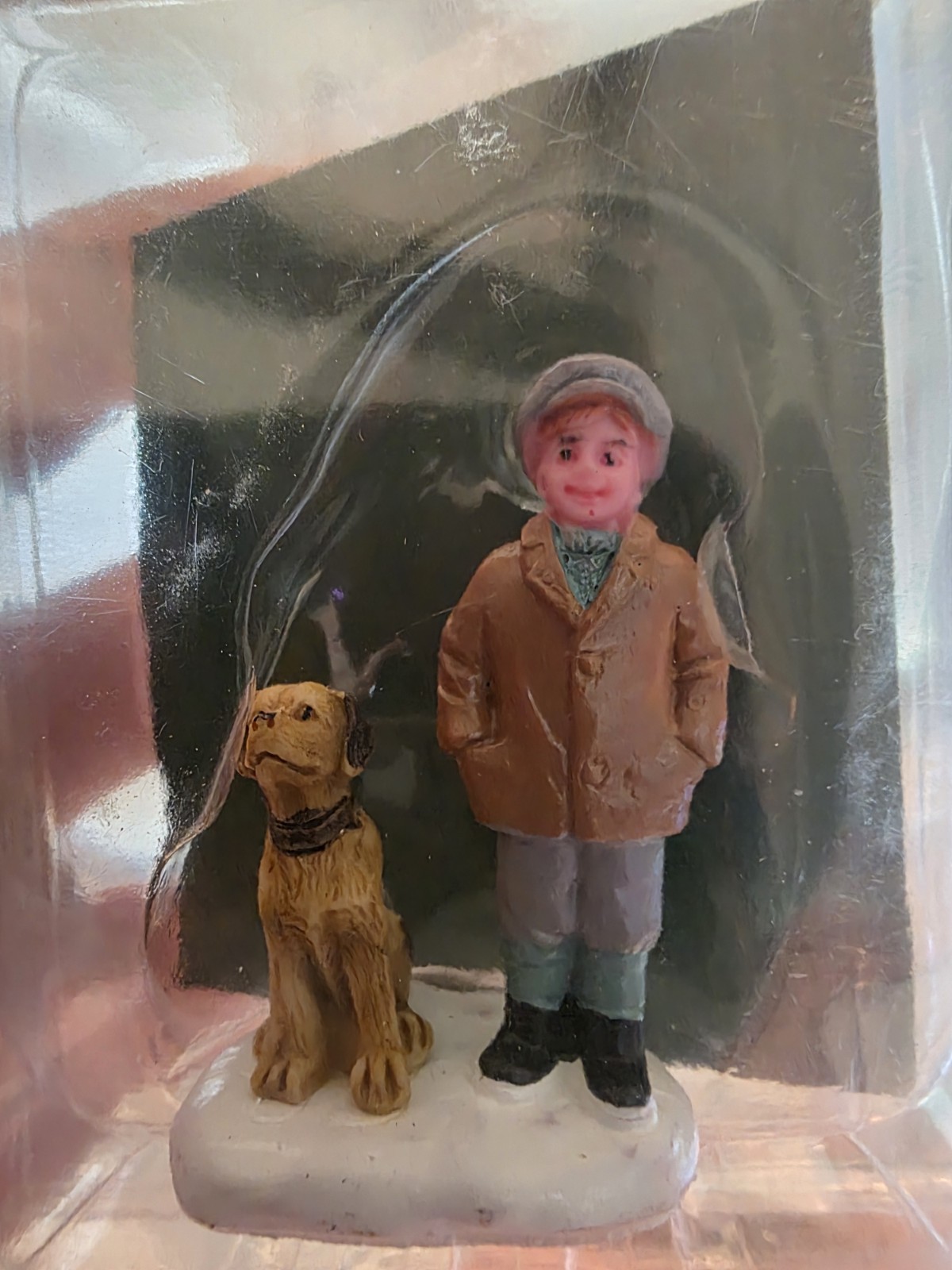 Lemax BOY’S BEST FRIEND # 72517 Christmas Village Figurine 2017 New