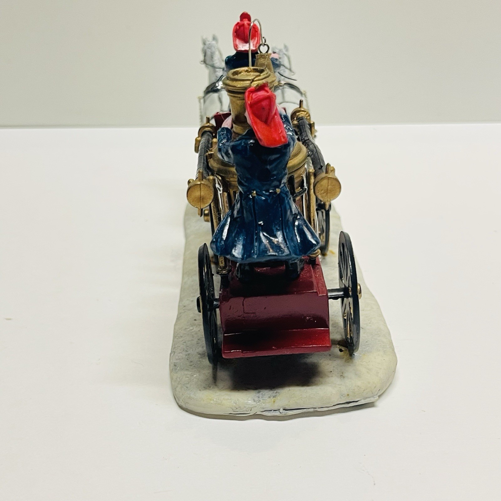 Vintage Lemax Coventry Cove Village Volunteers Table Accent Firefighters Horses