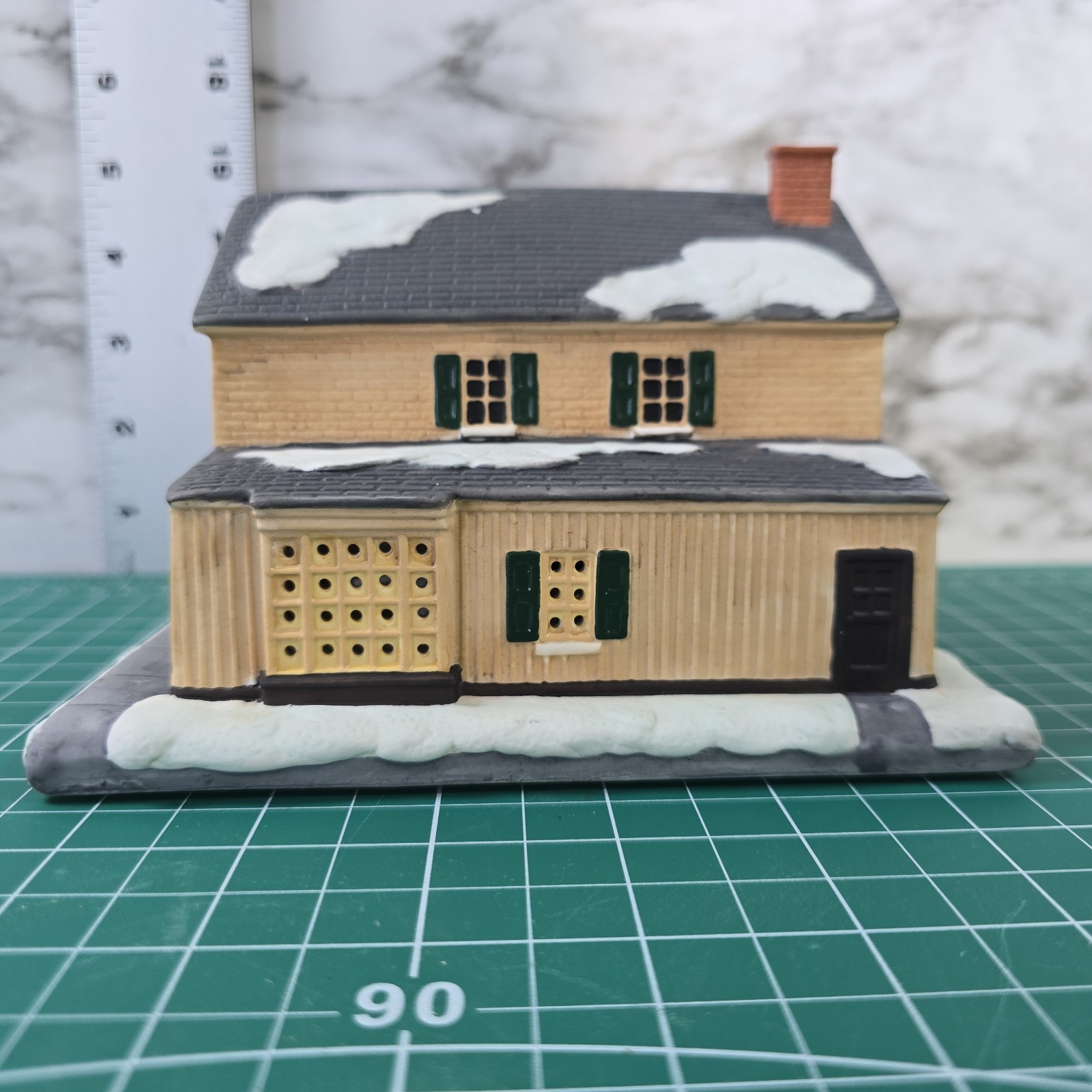 Hawthorne Village – Rockwell’s Christmas in Stockbridge – “The Country Store”