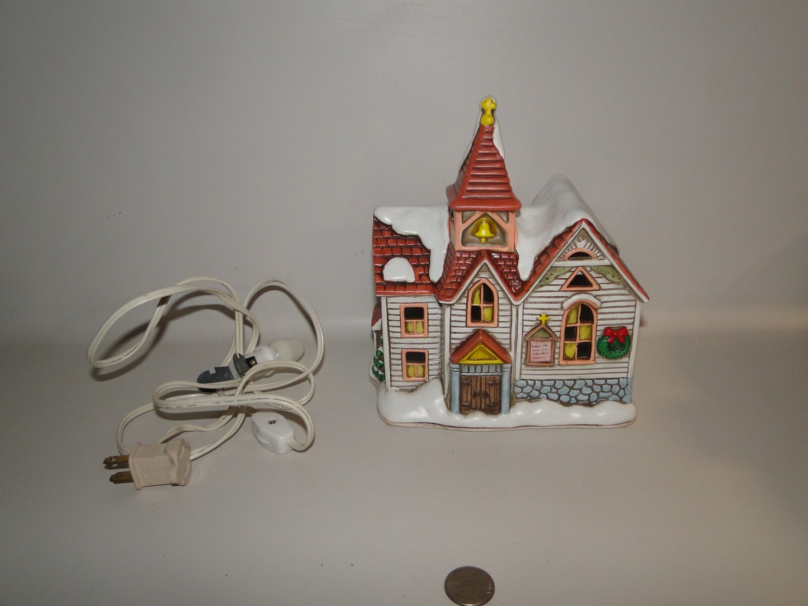 Lefton Ccolonial Vvillage, Church 1987 #06334, Byron Wood, NO BOX